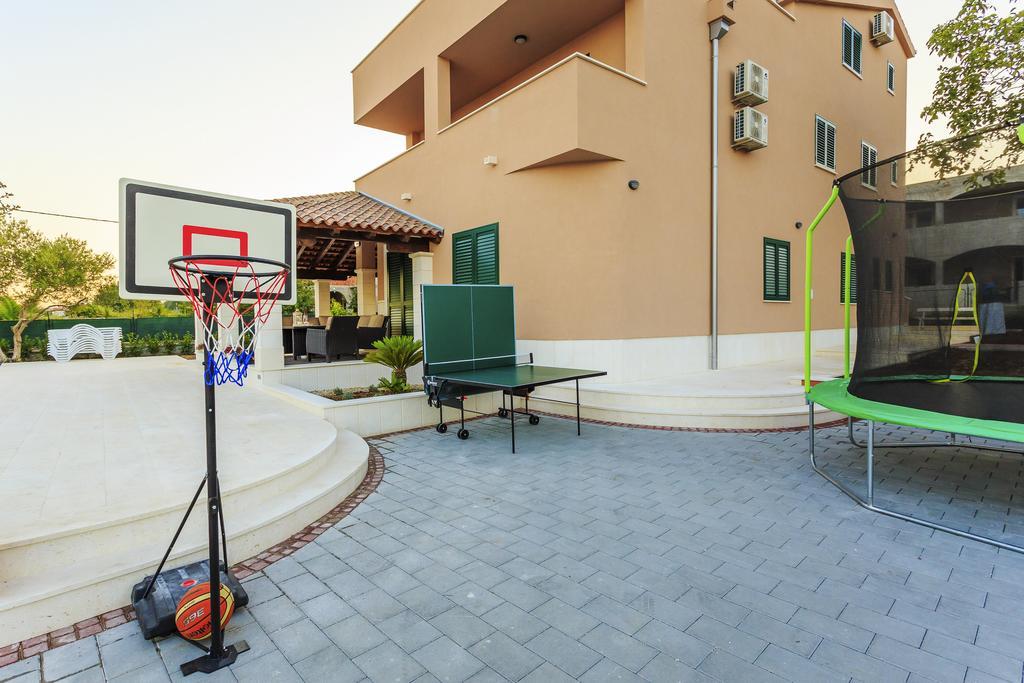 Villa Rusula Rudine  Kültér fotó